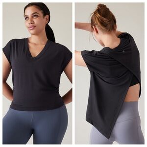 athleta explore back slit tie short sleeve tee shirt